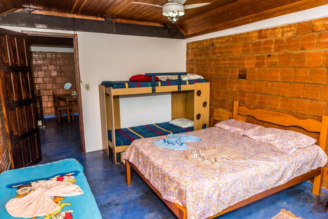 Вилла Sitio Tres Porteiras Пати-ду-Алферис Экстерьер фото